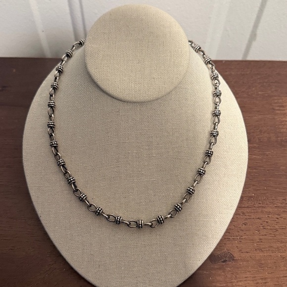 Premier Design Silver Tone Collar Linked Necklace 18 inches Preowned - Picture 6 of 7